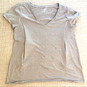 Motherhood Nursing Tee sz L